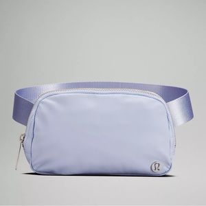 - Everywhere Belt Bag 1L - Pastel Blue